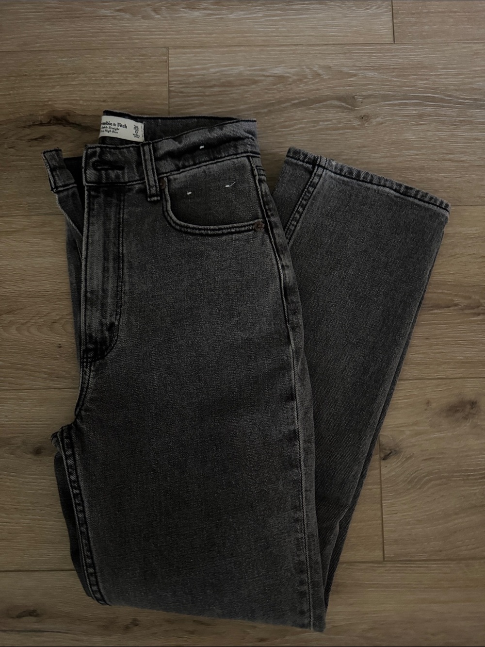 Abercrombie & Fitch the ankle straight ultra high rise
